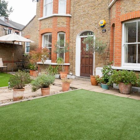 Pass The Keys Garden Apartment In Stockwell Londra Dış mekan fotoğraf