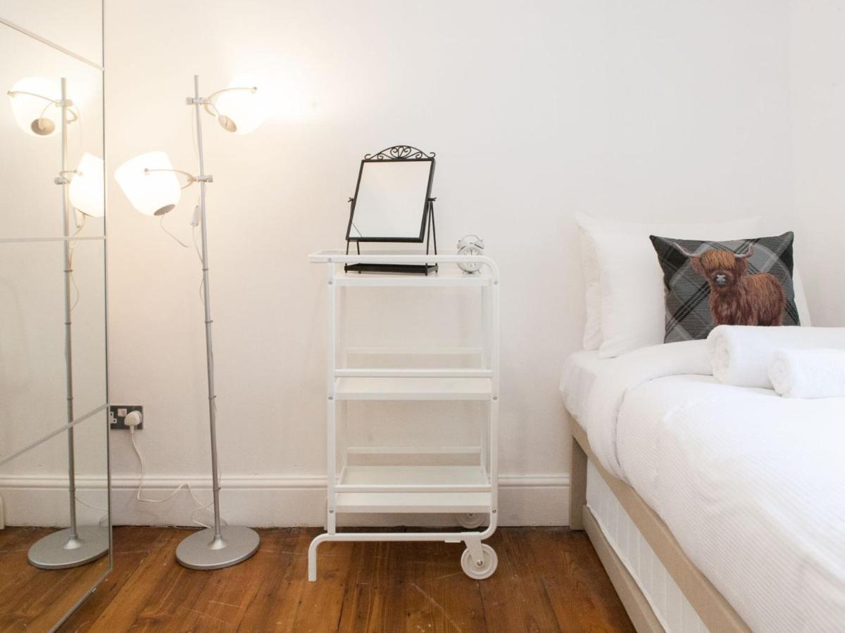 Pass The Keys Garden Apartment In Stockwell Londra Dış mekan fotoğraf