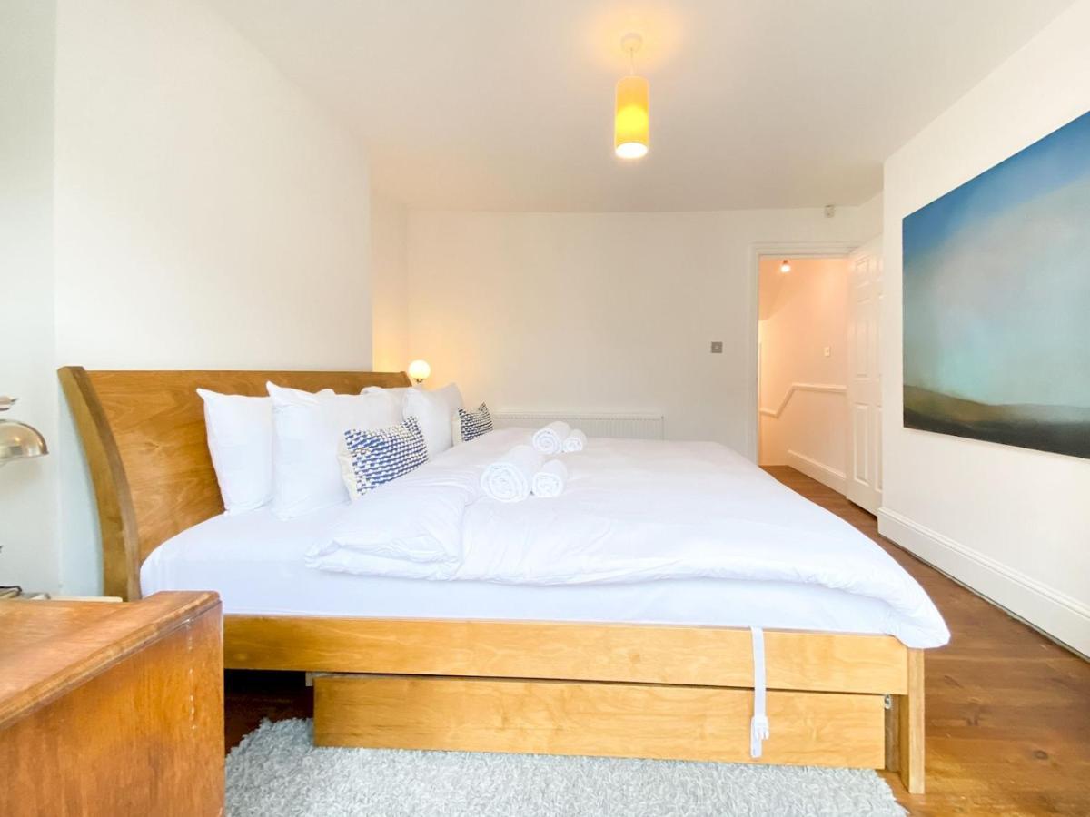 Pass The Keys Garden Apartment In Stockwell Londra Dış mekan fotoğraf