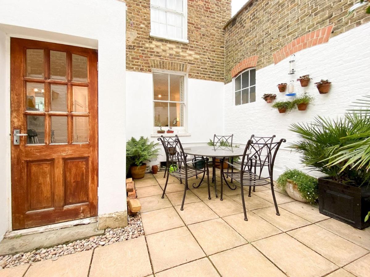 Pass The Keys Garden Apartment In Stockwell Londra Dış mekan fotoğraf