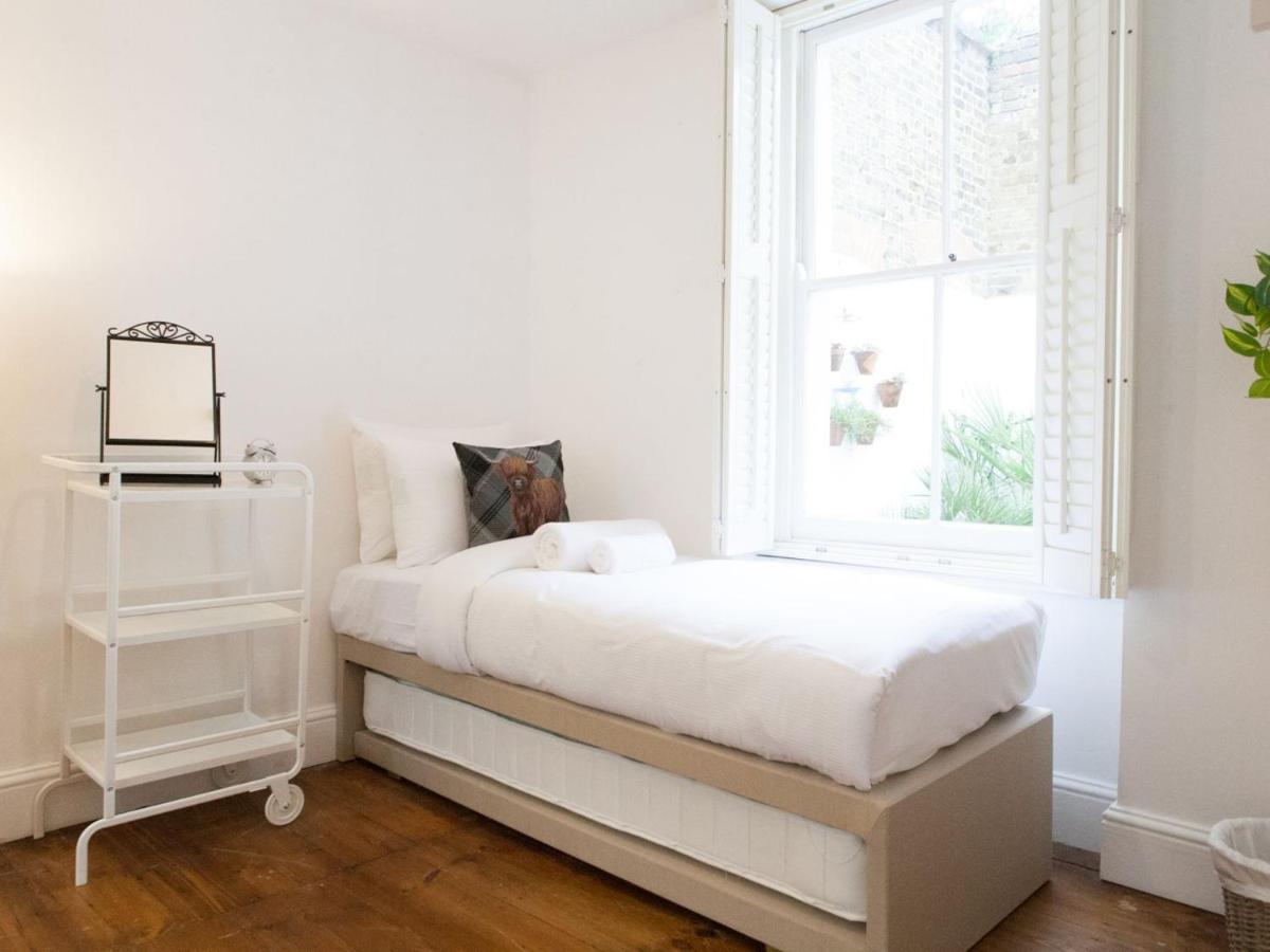 Pass The Keys Garden Apartment In Stockwell Londra Dış mekan fotoğraf