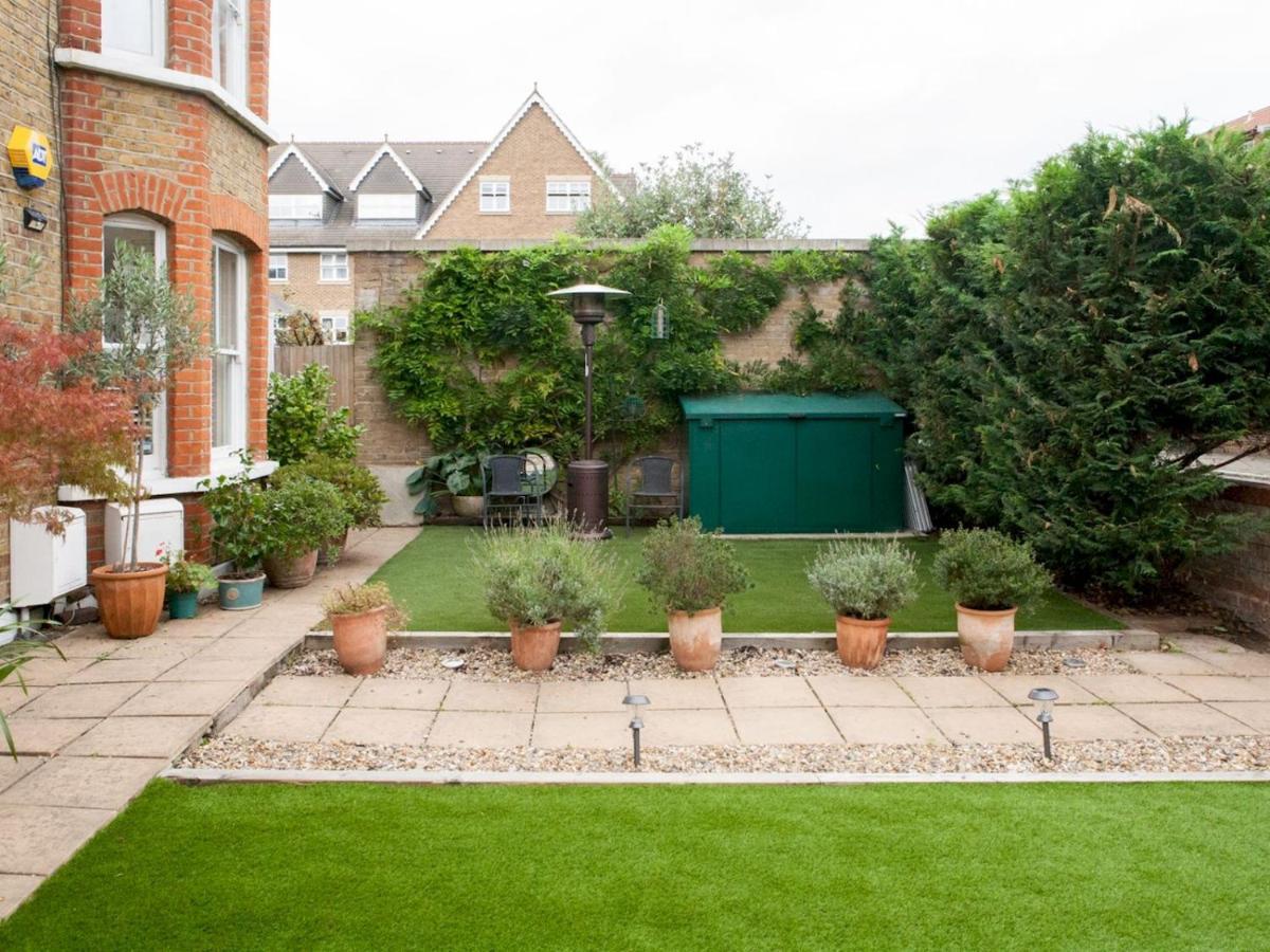 Pass The Keys Garden Apartment In Stockwell Londra Dış mekan fotoğraf