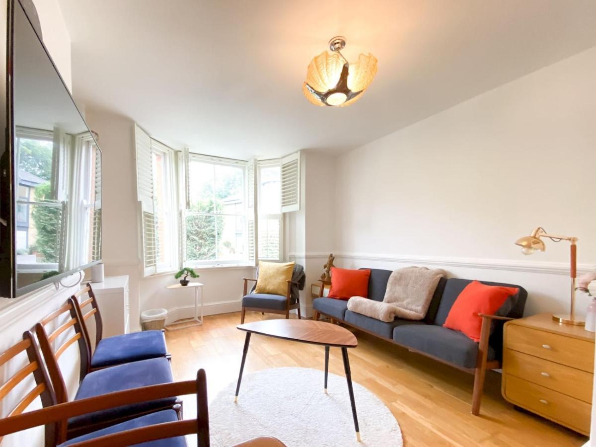 Pass The Keys Garden Apartment In Stockwell Londra Dış mekan fotoğraf