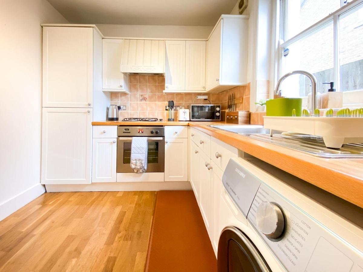 Pass The Keys Garden Apartment In Stockwell Londra Dış mekan fotoğraf