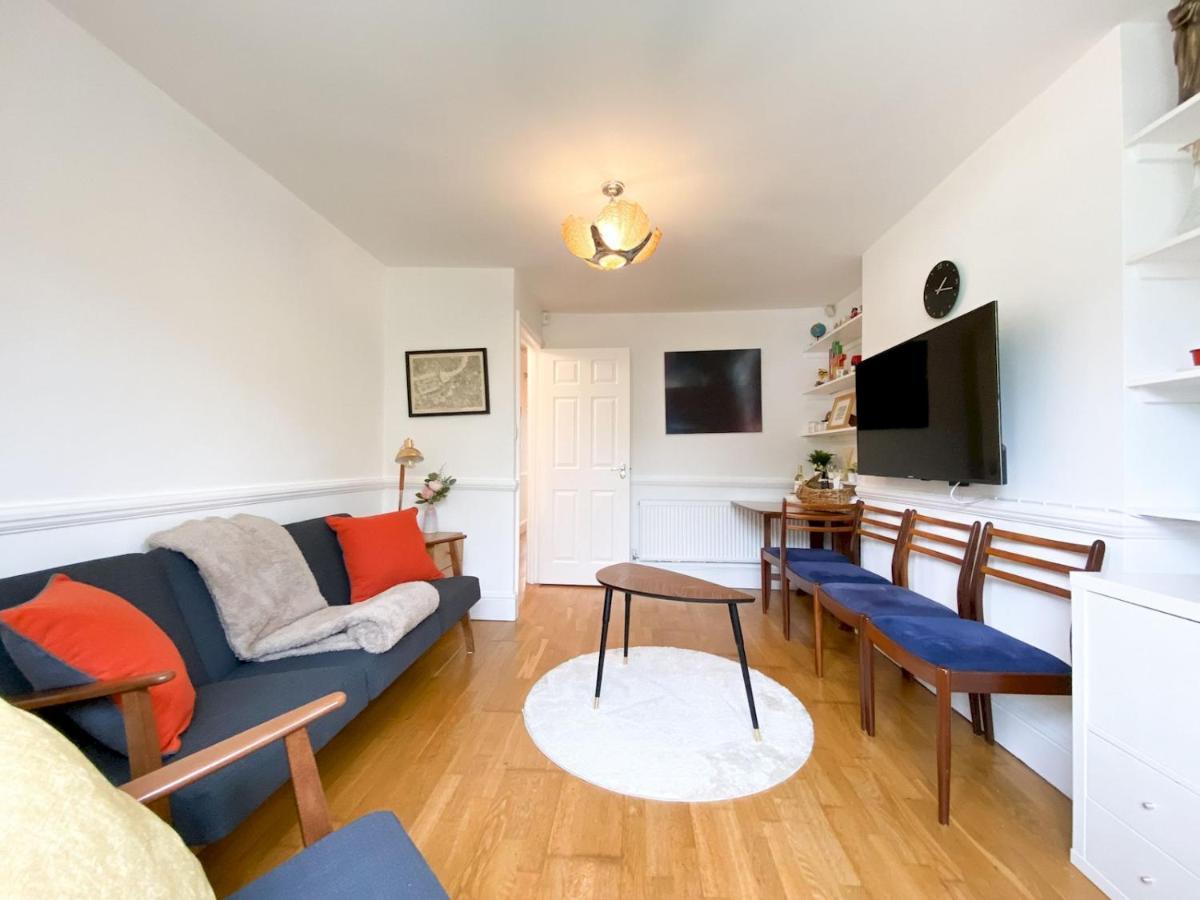 Pass The Keys Garden Apartment In Stockwell Londra Dış mekan fotoğraf